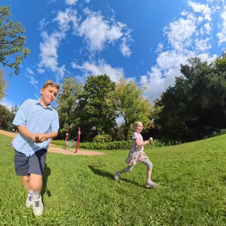 月額10,800円レンタルプラン:Insta360 X4 Air 標準版 256GB microSDカード付き スターターキット