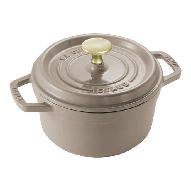 staub 鋳物ホーロー鍋 ピコ・ココット ラウンド 16cmをレンタルできます。