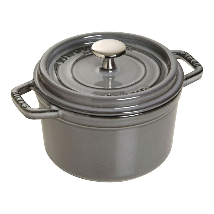 staub 鋳物ホーロー鍋 ピコ・ココット ラウンド 12cm 40509-474をレンタルできます。