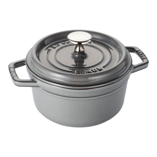 staub 鋳物ホーロー鍋 ピコ・ココット ラウンド 16cm 40509-479をレンタルできます。