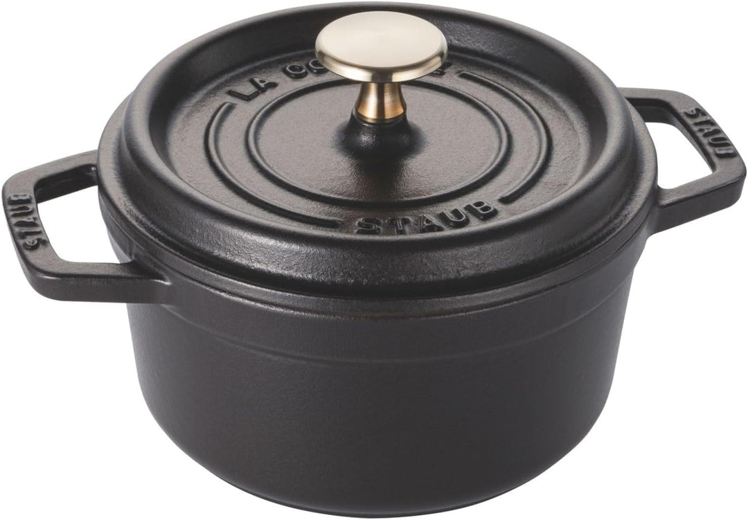 staub 鋳物ホーロー鍋 ピコ・ココット ラウンド 16cm 40509-480をレンタルできます。