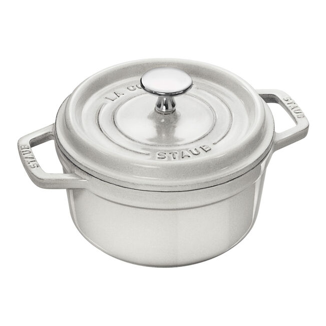 staub 鋳物ホーロー鍋 ピコ・ココット ラウンド 16cm 40501-420をレンタルできます。
